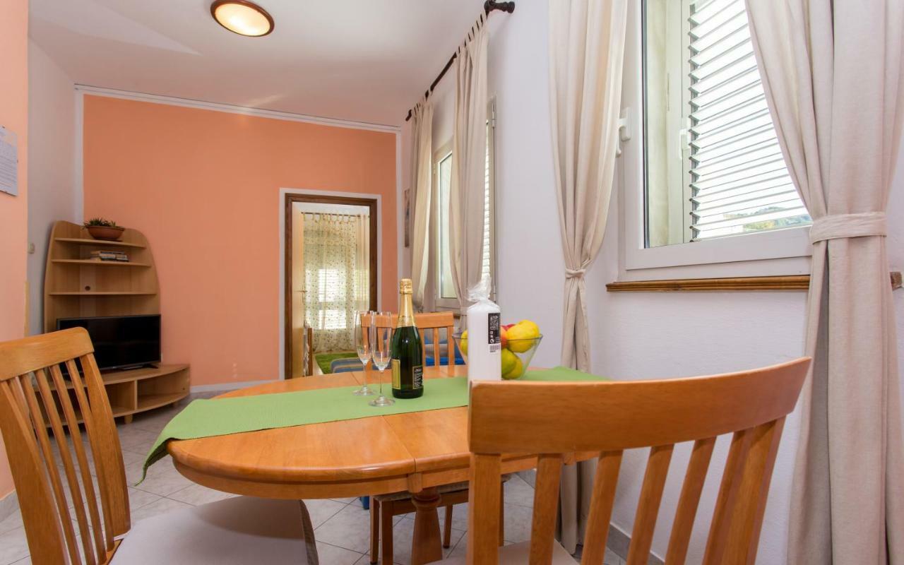 Apartments Luka 2 บัชกา ภายนอก รูปภาพ