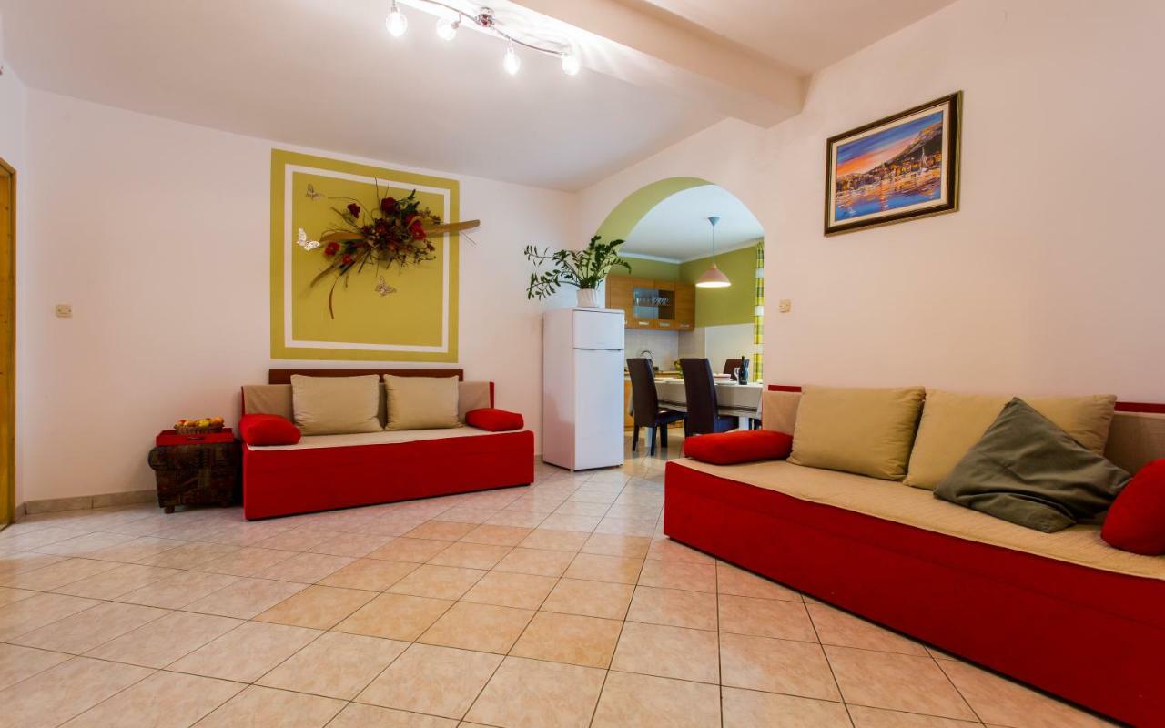 Apartments Luka 2 บัชกา ภายนอก รูปภาพ