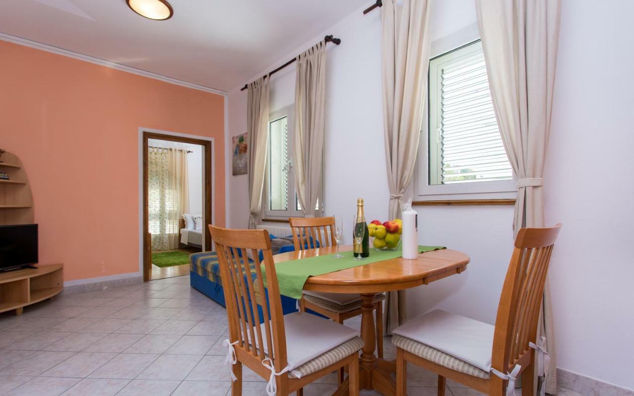 Apartments Luka 2 บัชกา ภายนอก รูปภาพ